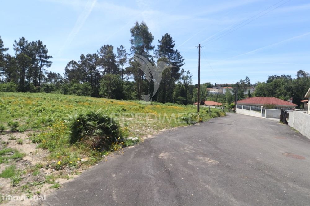 Aqui nasce o seu lar — Vila Verde E Barbudo, Braga