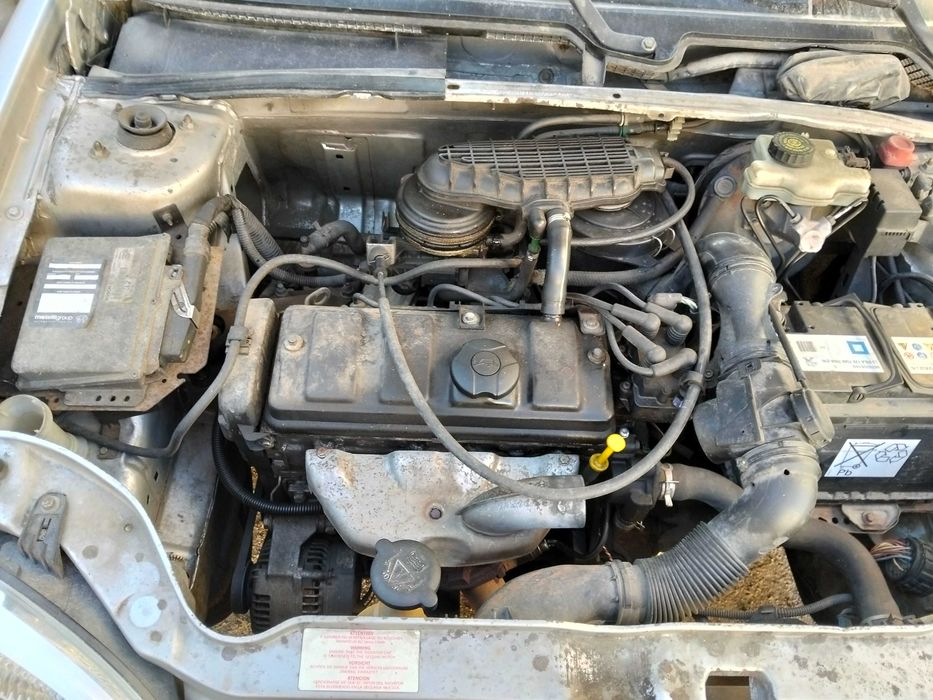 Citroen Saxo para troca