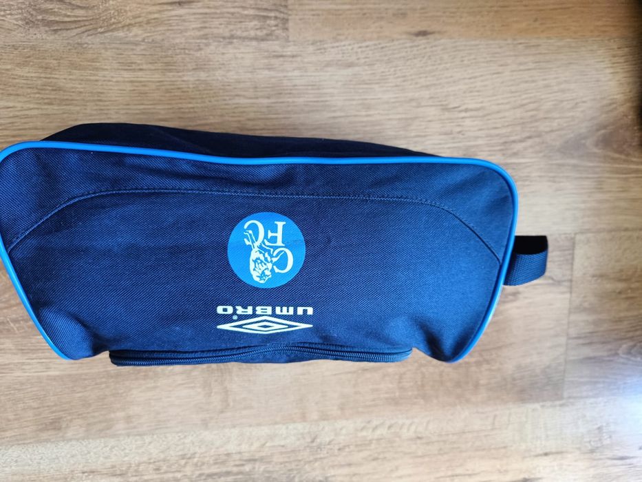 Kosmetyczka Chelsea Londyn saszetka kosmetyki torba torebka koszulka