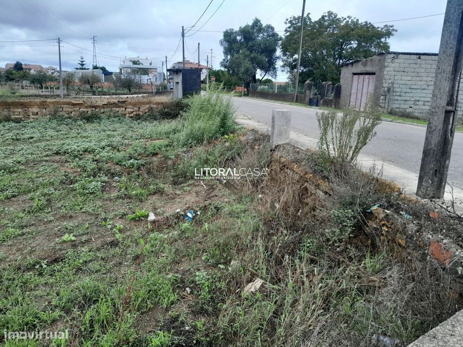 Terreno para construção em altura no centro Oiã