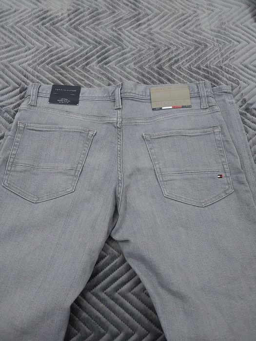 Nowe spodnie tommy hilfiger