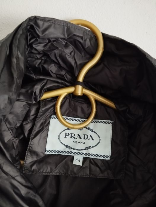 Пуховик Prada оригінал