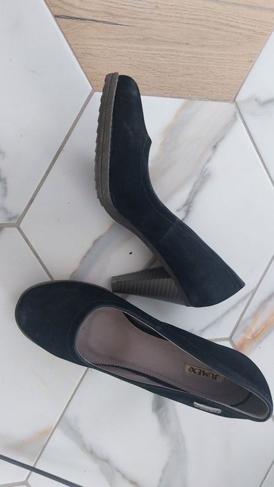 Czółenka na grubym obcasie czarne 39