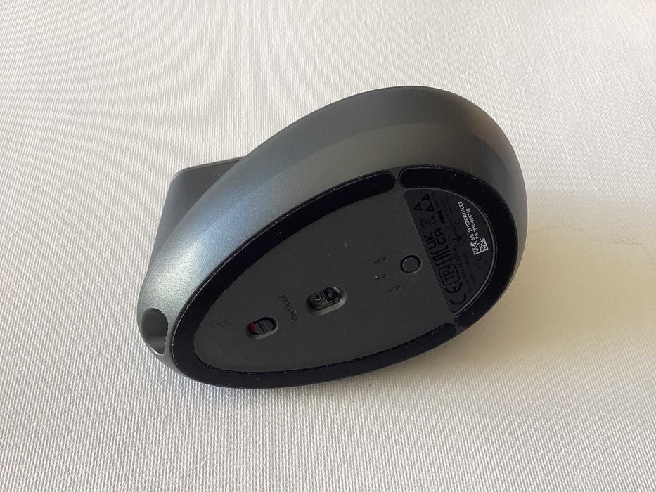 Logitech MX Vertical myszka
