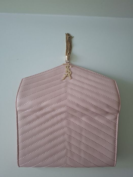 Mala de mão rosa claro