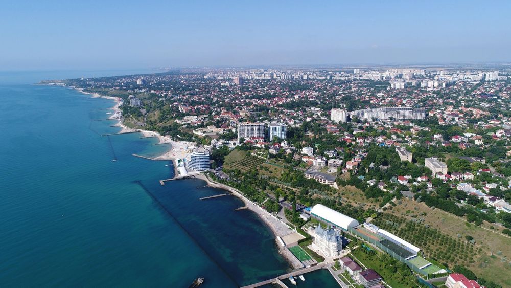 Сдам квартиру посуточно в ЖК Левитана (район Радужного)