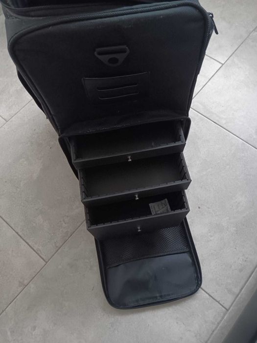 Vendo mala de Cabeleireiro/Estética PostQuam *NOVA*