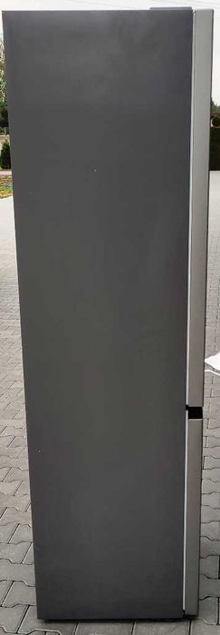 Lodówka GORENJE NRK6202AXL4 No Frost 200cm Srebrna