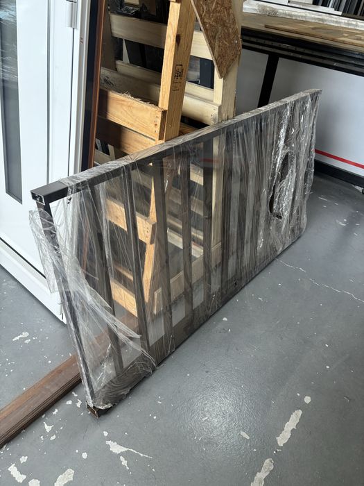 Grade de aluminio castanha 150cm(largura)x178cm(comprimento)