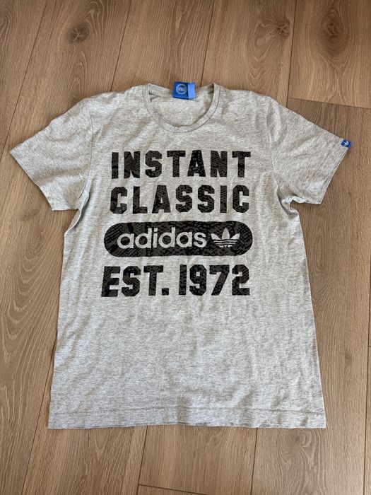 Футболка adidas розмір М