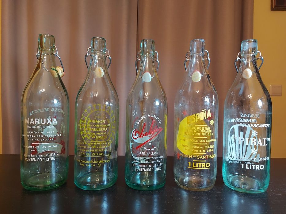 Garrafas antigas de refrigerantes espanhóis - Anos 50/60  (1L)