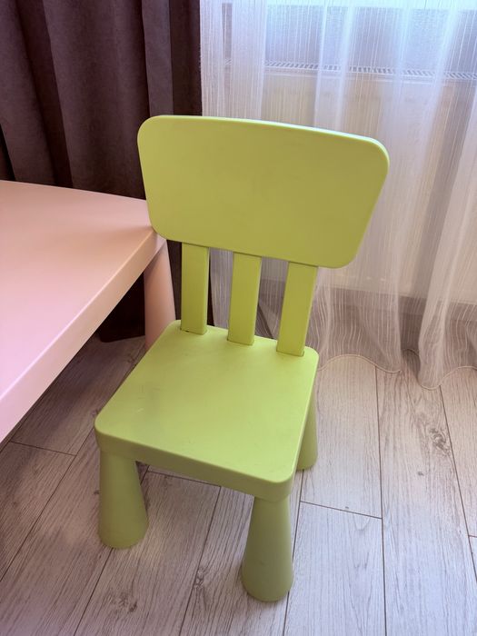 Детский стол и стул IKEA