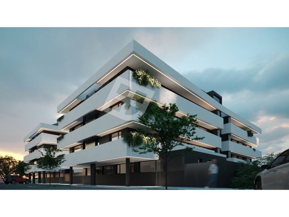 Apartamento T2 c/ Varanda - Centro de Aveiro