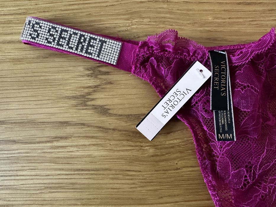 Stringi Victoria’s Secret rozmiar S / M, cyrkonie