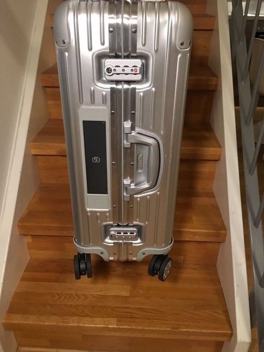 Rimowa Topas 63 E-Tag, srebrna