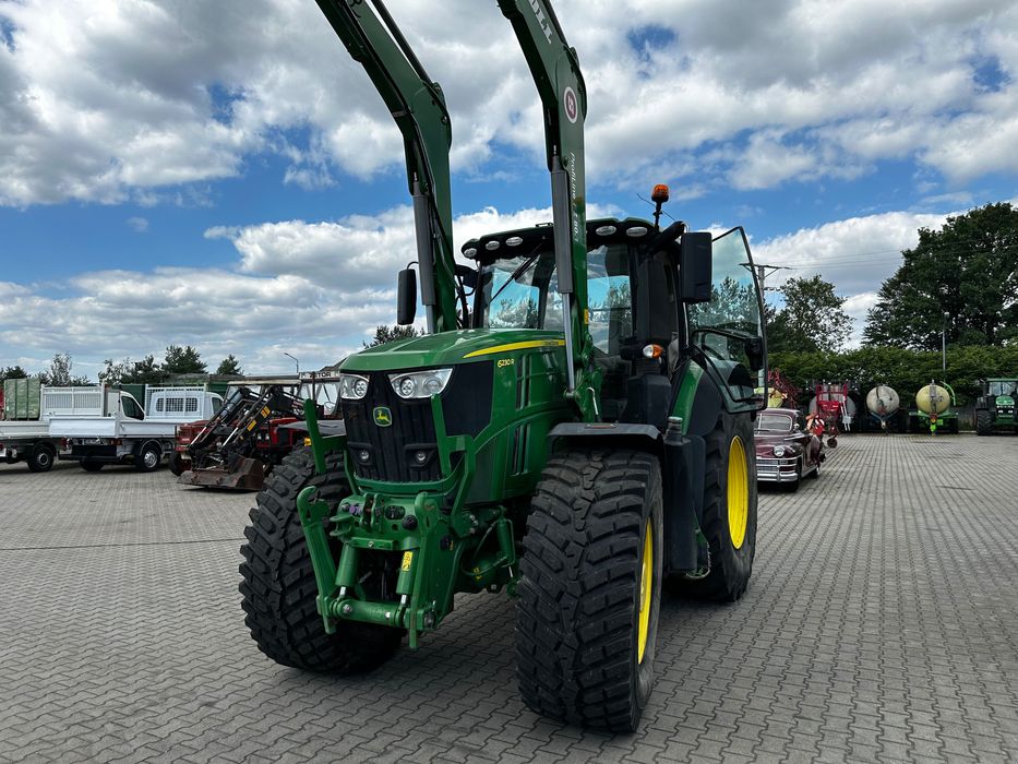 John Deere 6230R