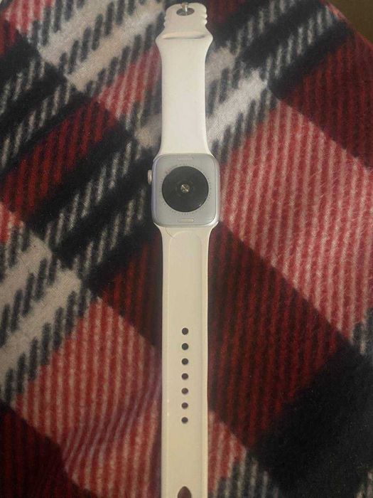 Годинник Apple Watch SE2 40mm iCloud