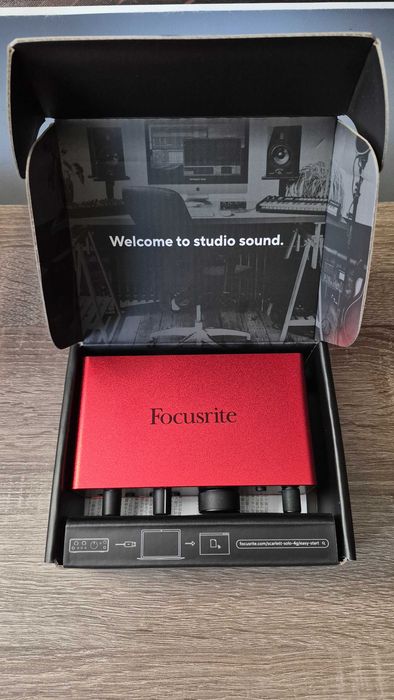 Interfejs audio Focusrite Scarlett Solo 4th Gen — Stan idealny! Complete set