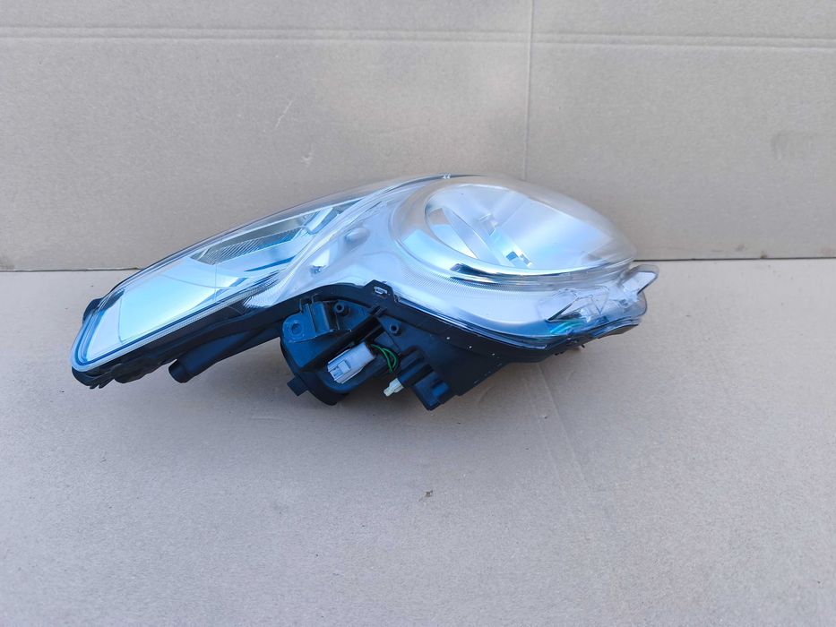 CITROEN C1 II 2 14- lampa prawa przód reflektor SOCZEWKA 81110-0H170