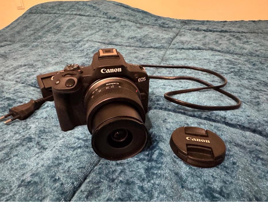 Maquina fotografica canon EOS R50+RFS 18-45IS