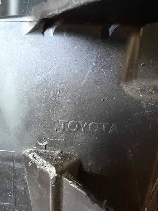 Фара Toyota RAV4 2019-2021