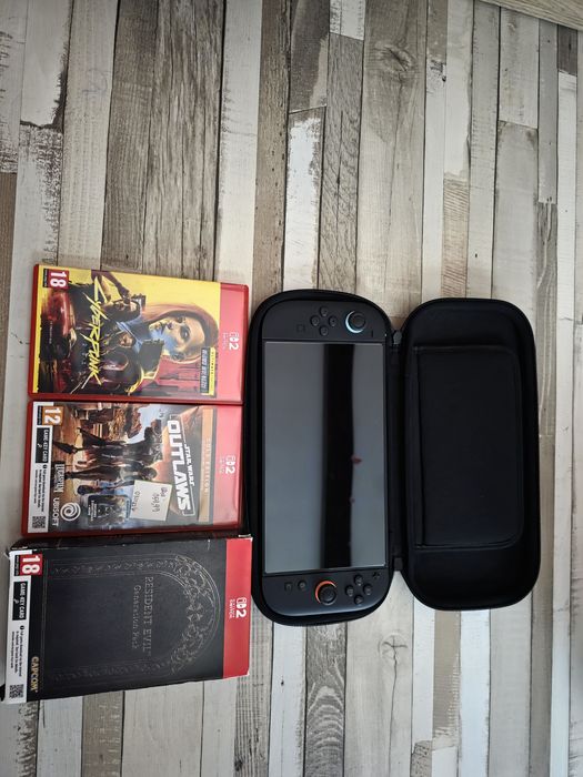 Nintendo Switch 2 + Gry