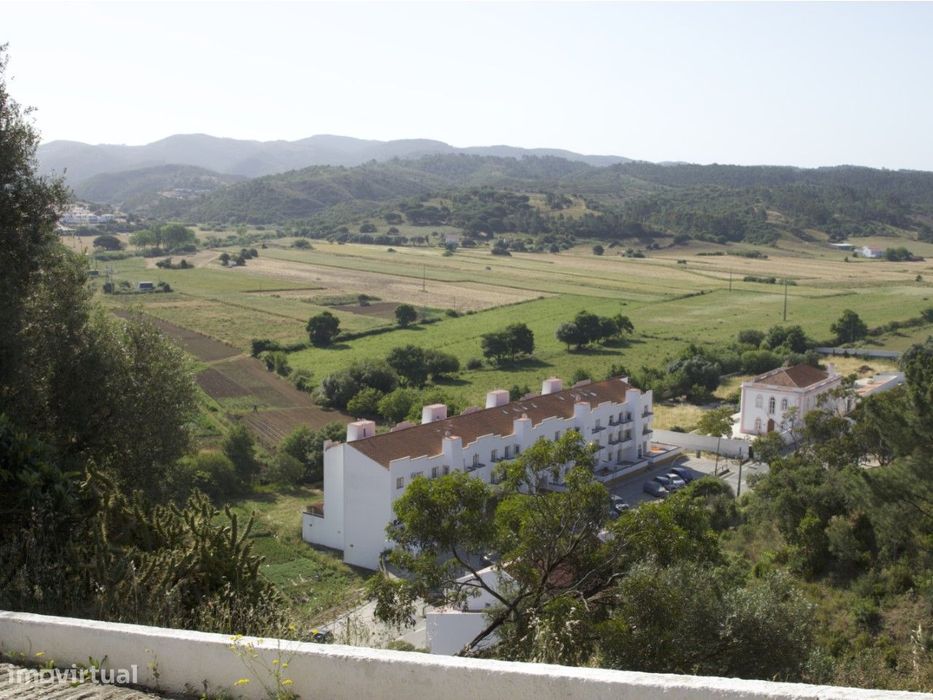 Moradias para recuperar Aljezur