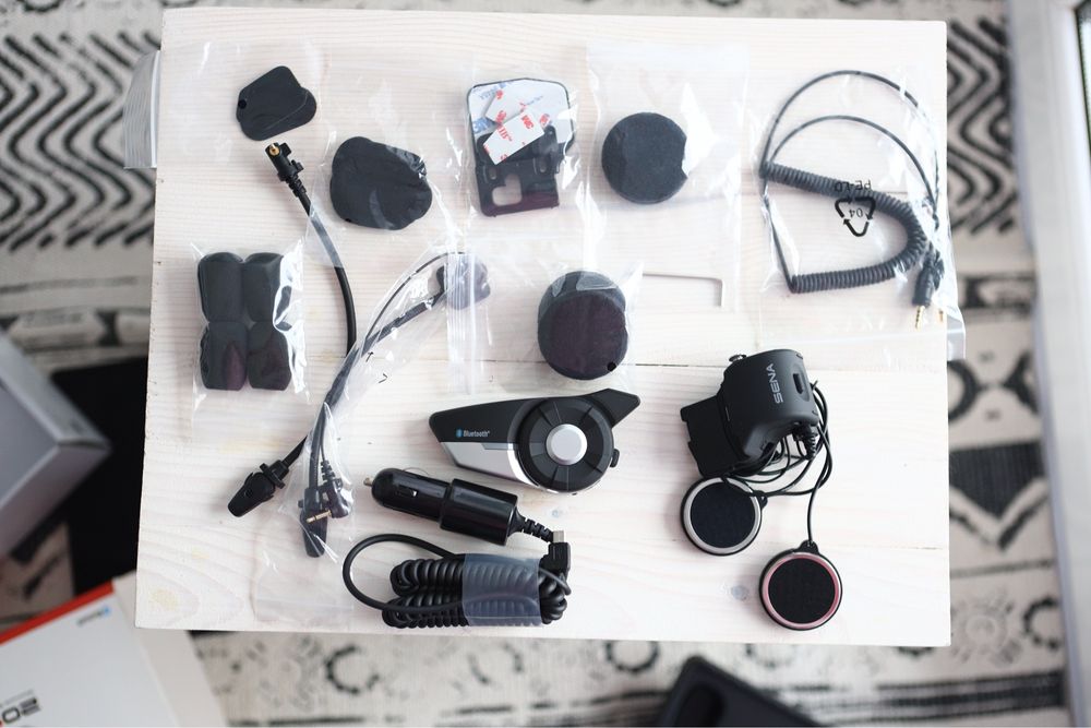 Sena 20S EVO — мото Bluetooth-гарнітура | стан новий