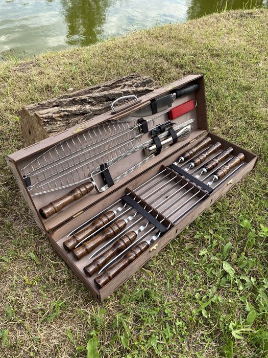 Подарунок на день народження — набір шампурів у кейсі