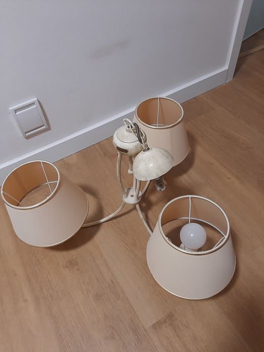 Sprzedam lampę sufitową