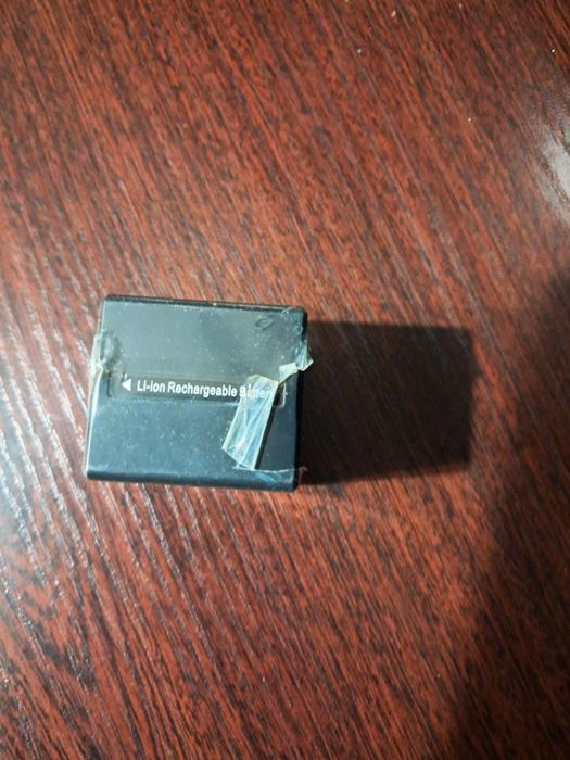 Продається батарея до відеокамери CGA DU21