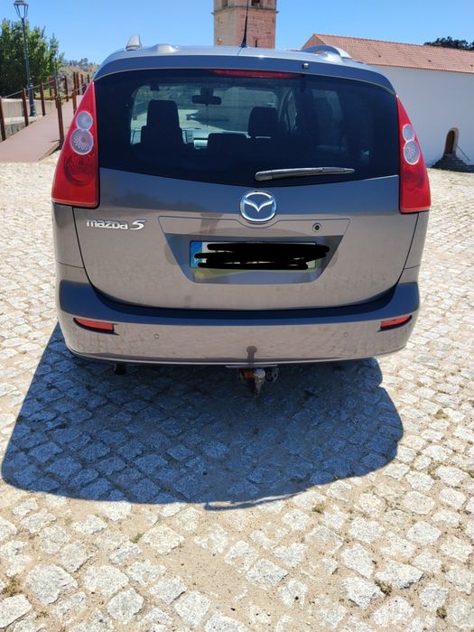 Mazda 5, com 7 lugares muito estimada