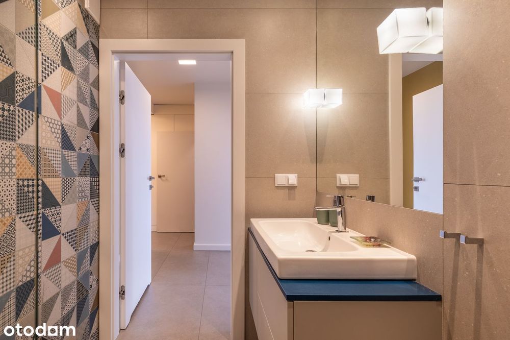 Urokliwy 3 pokojowy apartament na Wojskowej 7