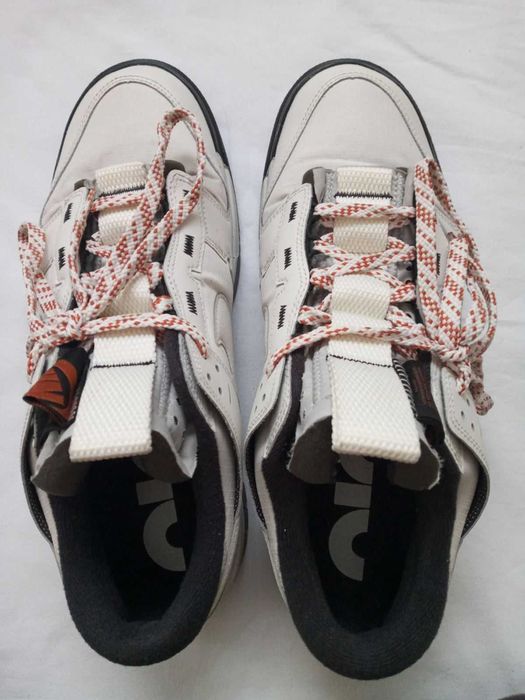 Кроссовки Nike кожа размер 44 - 45 стелька 28 см