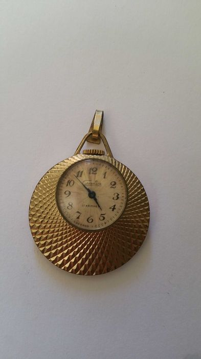Zegarek Slava medalion