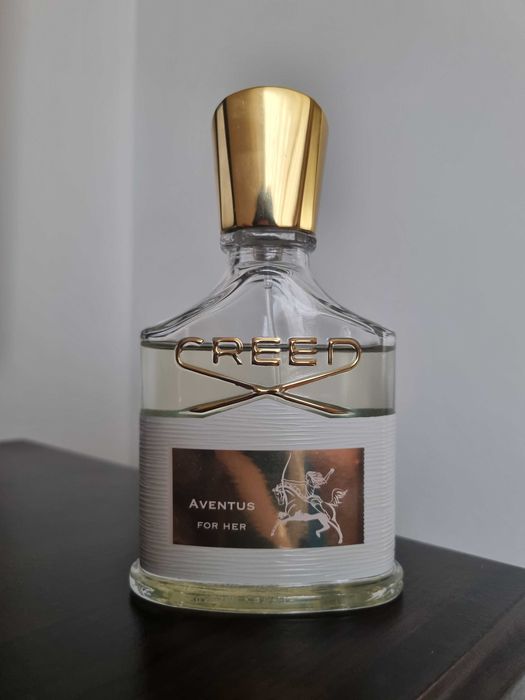 Creed Aventus for Her – 75ml EDP (85% cheio) – Caixa incluída e armazenado corretamente
