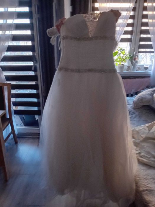 Sprzedm suknie ślubną