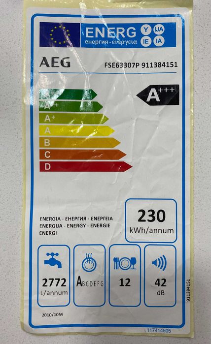 Maquina de Lavar Loiça de Encastre Total.