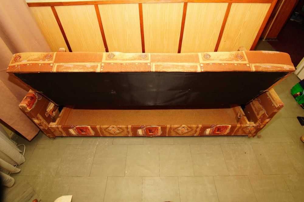 Wersalka z PRL za darmo