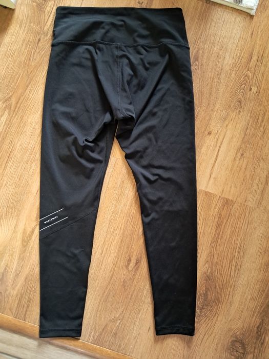 Czarne legginsy damskie PUMA M