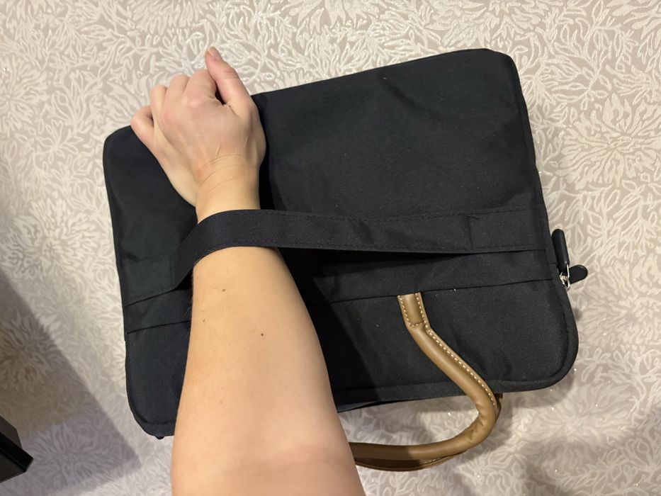 Сумка для ноутбука / чохол з ручками