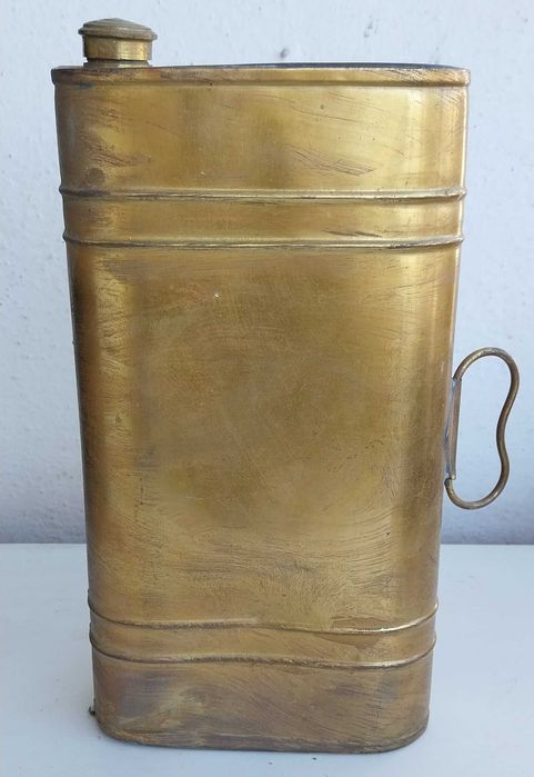 botija / lata antiga, acobreada