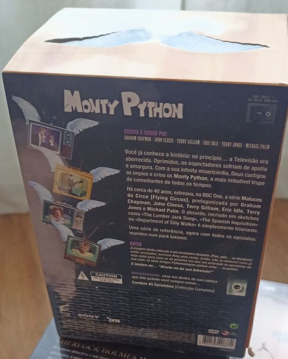 Monty Pything 

Estad