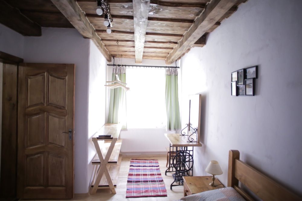 Садиба ЕКО-ДІМ, з власним Чаном та басейном відпочинок в Закарпатті