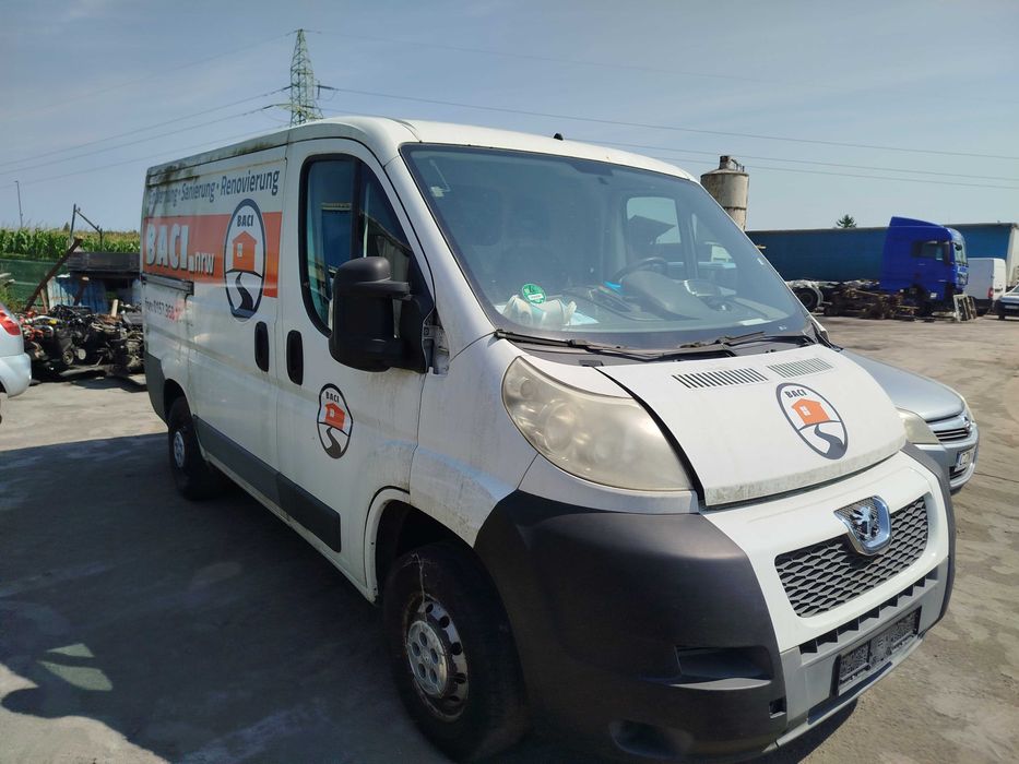 Peugeot Boxer 2,2 hdi 2011 rok Sprowadzony stan Dobry bez rdzy
