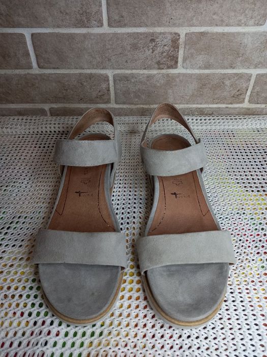 Босоножки Tamaris 40р