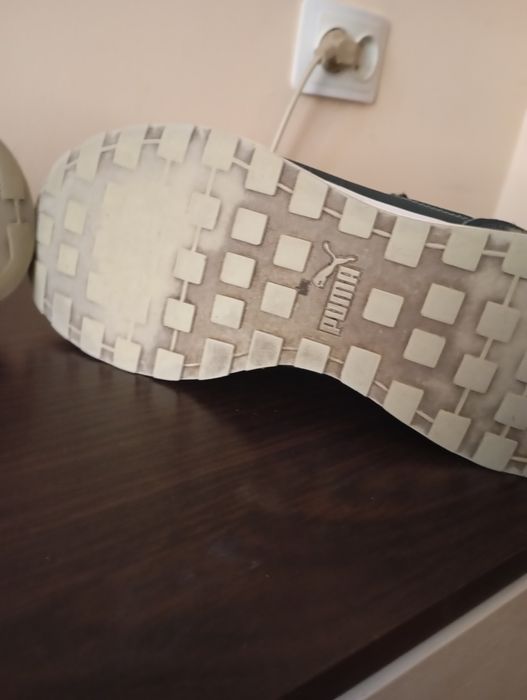 Продам кроссовки PUMA