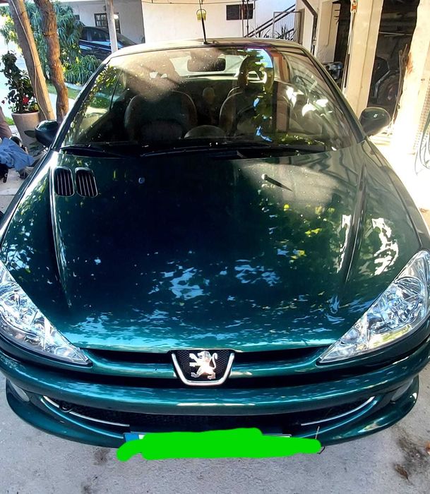 Peugeot 206cc com caixa automática, a gasolina e GPL