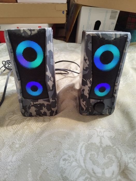 Fajne głośniczki Trust do PC / laptopa