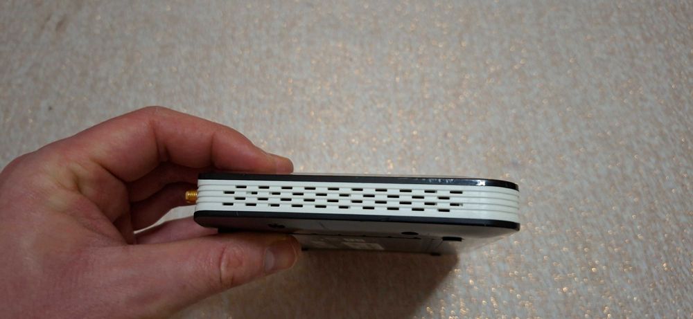 Router Wi‑Fi D-Link DWR‑921 z modemem 3G/4G LTE